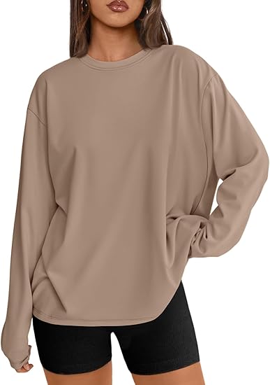 Trendy Queen Women’s Oversized Long Sleeve T-Shirt – Casual Fall Top 2025